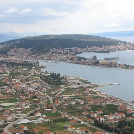 Apartment Delux Near The Sea Trogir