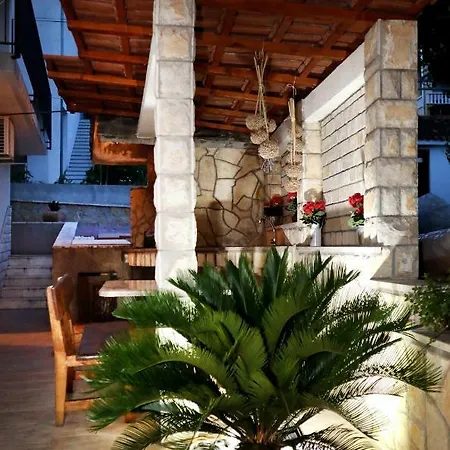 Apartment Delux Near The Sea *